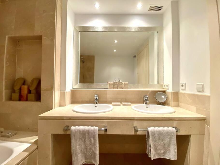 Yolo Spaces - Sotogrande Sea View Penthouse San Roque  Buitenkant foto