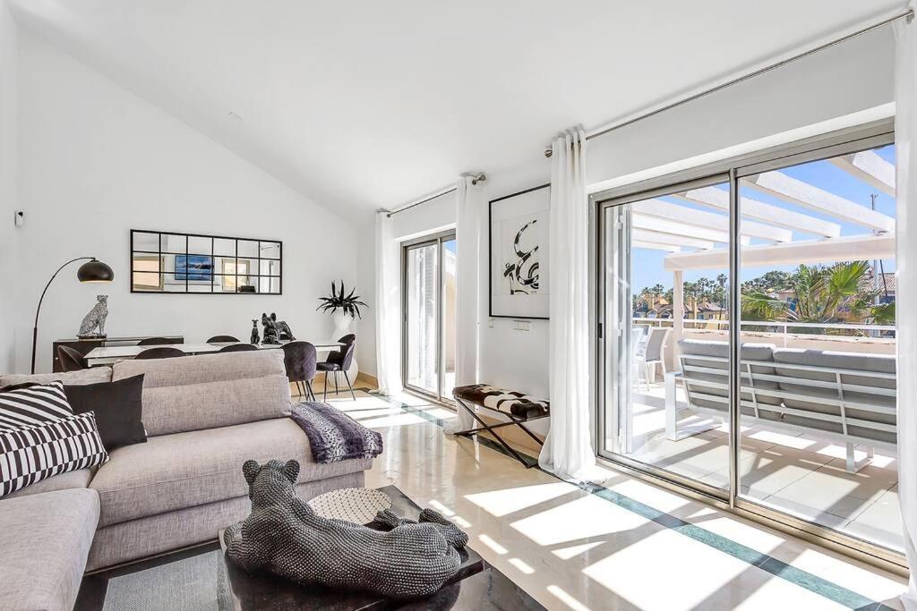 Yolo Spaces - Sotogrande Sea View Penthouse San Roque  Buitenkant foto
